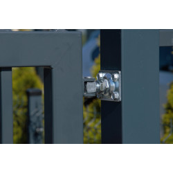 Vyris su plokštelėmis stulpams 60x60 ( M16, 55x75/3) 2